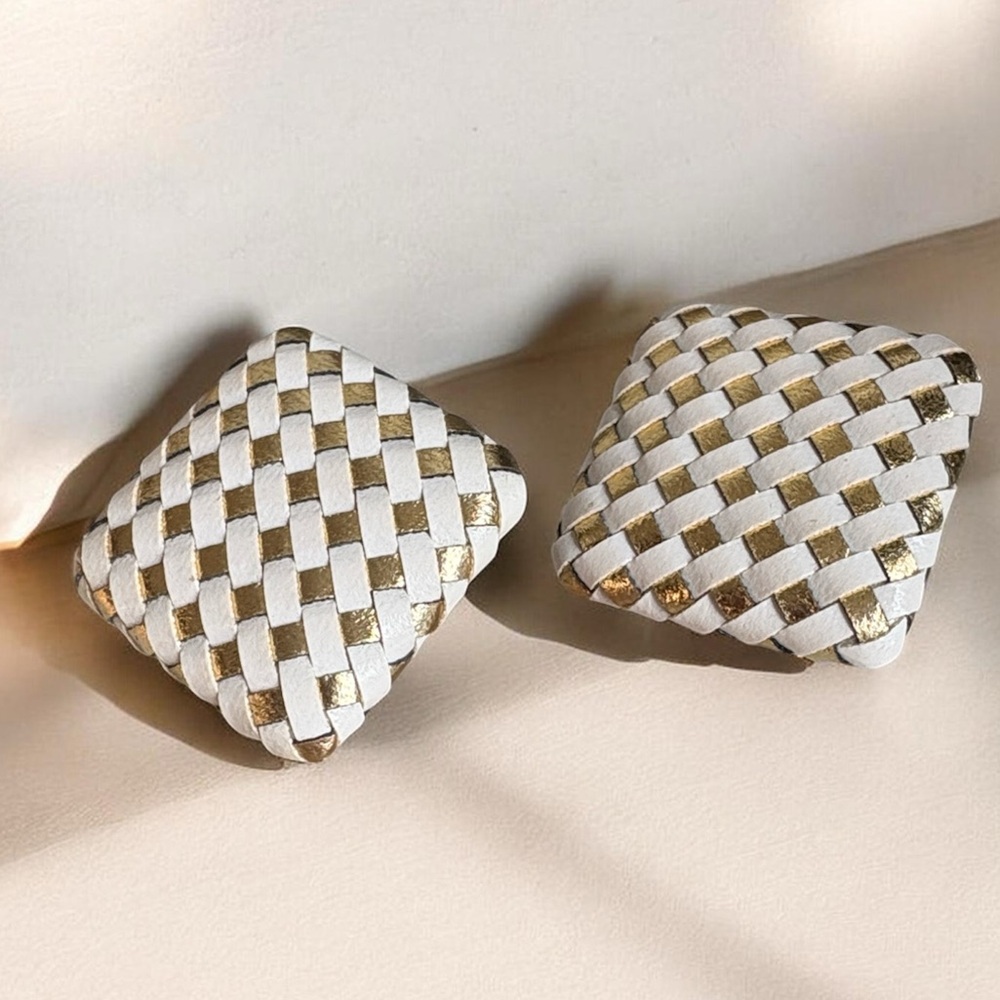 Vintage 90s Avon Woven Diamond Statement Earrings Gold White Geometric Studs NIB